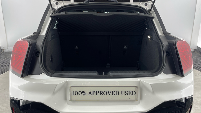 MINI Aceman 160kW SE Classic 54kWh 5dr Auto Electric Hatchback